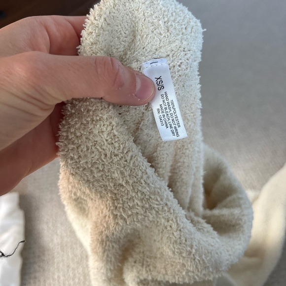 Fuzzy matching set — crop top and lounge pants - Picture 6 of 9